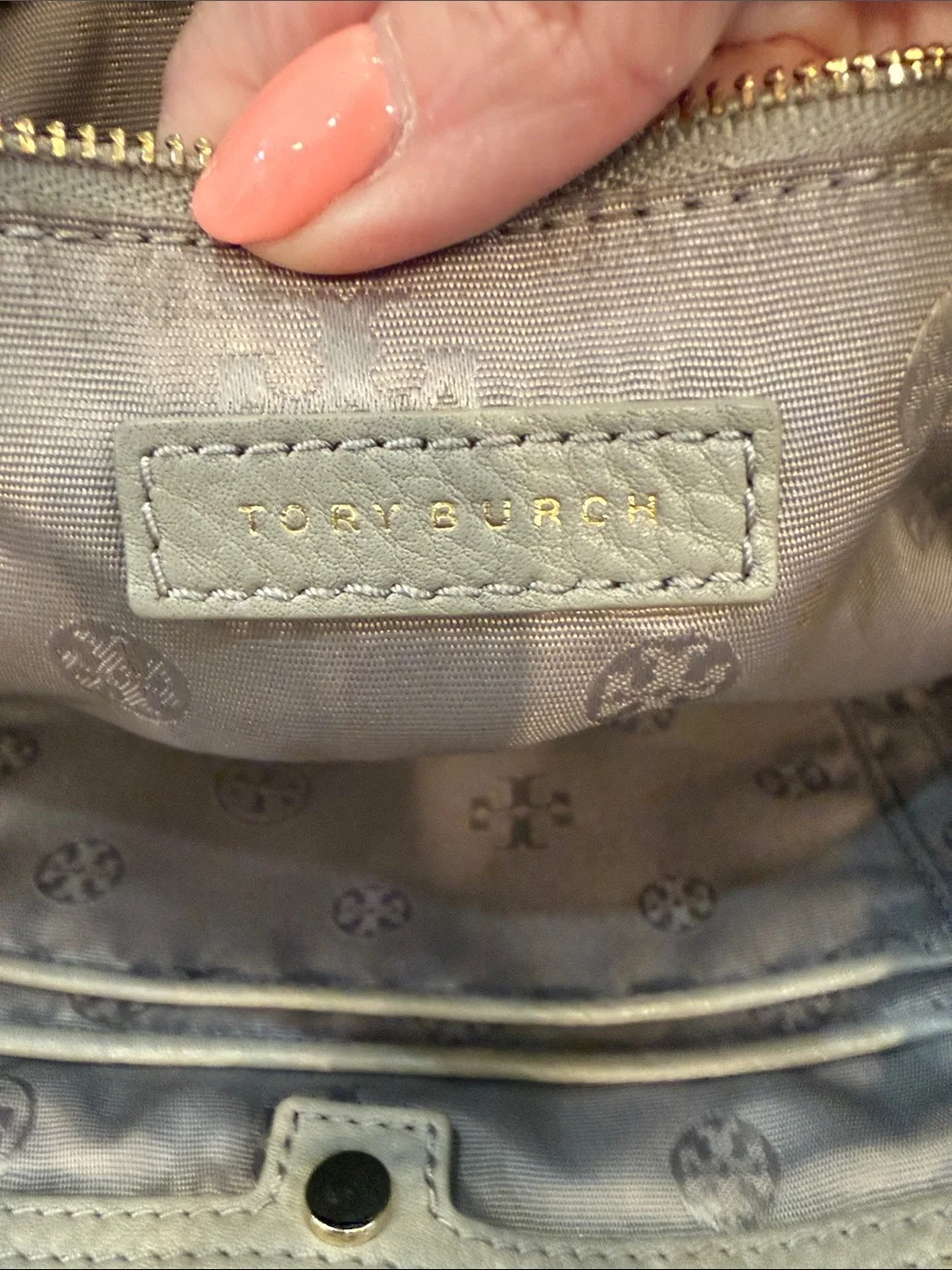 Tory Burch Landon Pebbled Leather Tote Bag in Taupe